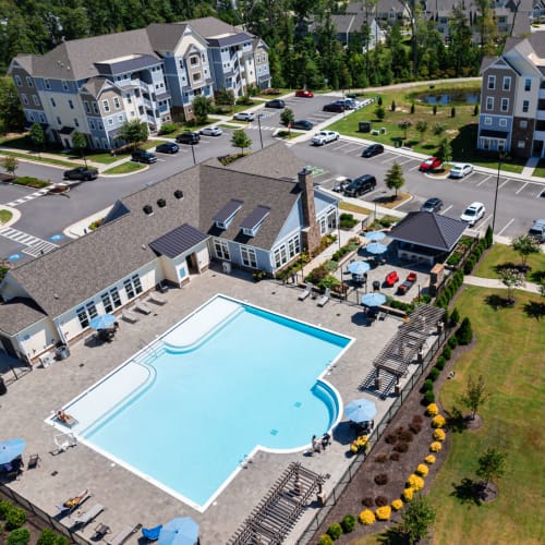 Photos of Glenmoor Oaks Apartments in Moseley, VA